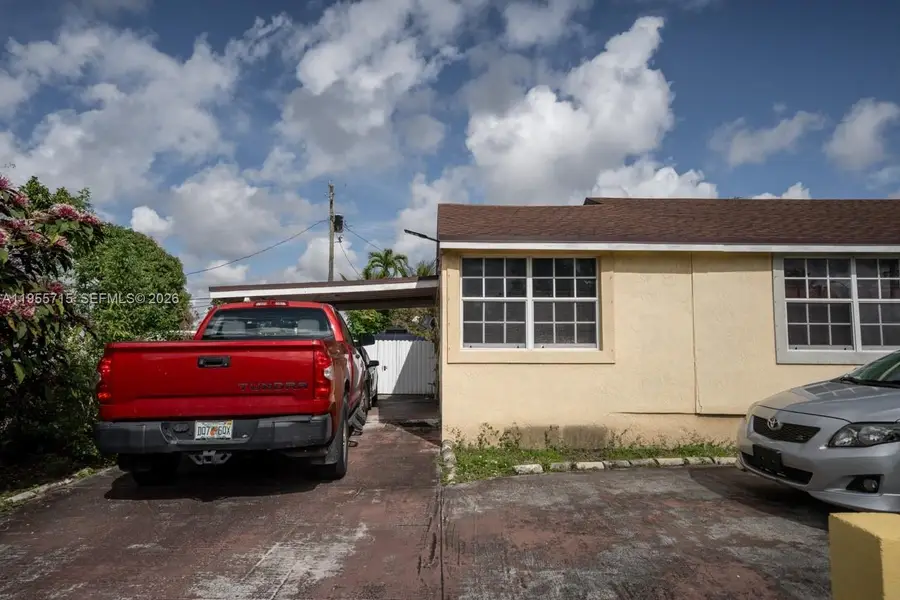 671 E 6th Pl, Hialeah, FL 33010 - Image #2