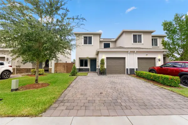 1921 SE 8th Pl, Homestead, FL 33034