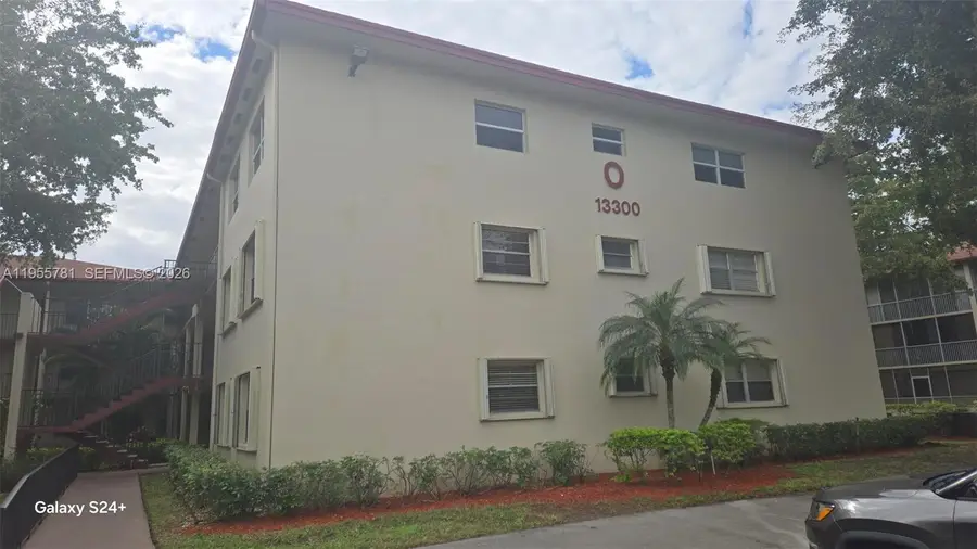 Address Withheld By Seller, Pembroke Pines, FL 33027 - Image #2