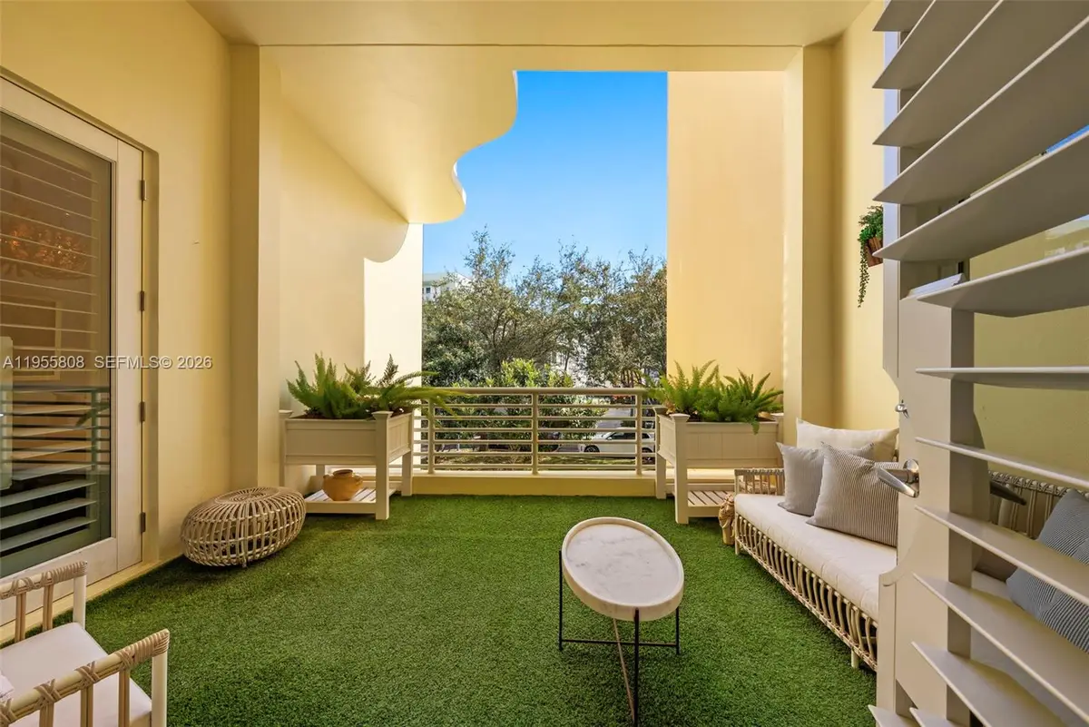 211 Zoe Way, Miami Beach, FL 33141 - #1