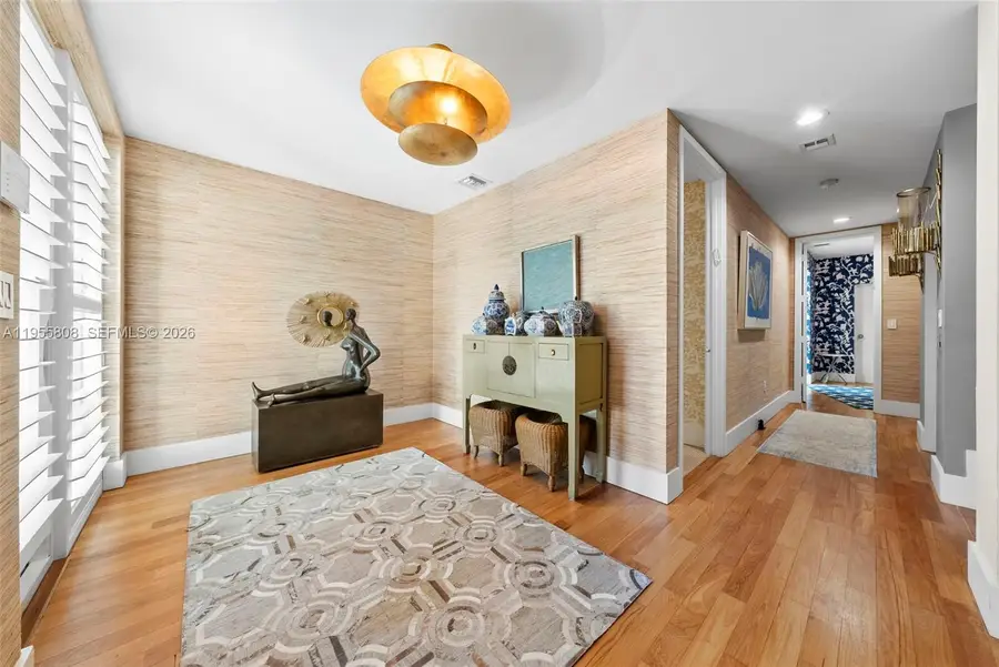 211 Zoe Way, Miami Beach, FL 33141 - #2