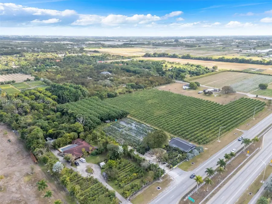 18955 SW 177th Ave, Miami, FL 33187 - Image #2