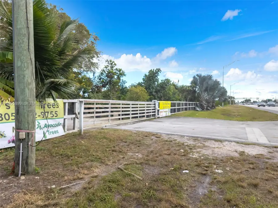 18955 SW 177th Ave, Miami, FL 33187 - Image #3