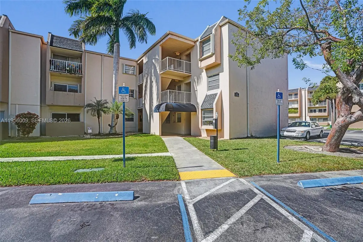7705 SW 86th St #B-307, Miami, FL 33143 - #1