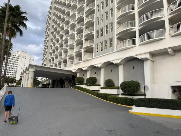 5401 Collins Ave #107, Miami Beach, FL 33140