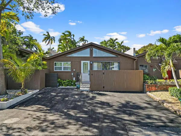 11316 SW 112th Cir Ln E, Miami, FL 33176