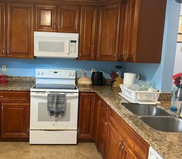 4321 NW 9th Ave #104, Deerfield Beach, FL 33064