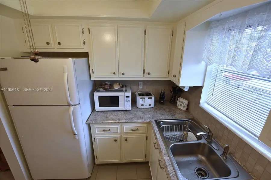 2832 W Crosley Dr #C, West Palm Beach, FL 33415 - Image #2