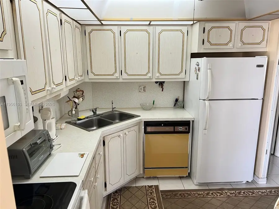 1720 Jefferson St #410, Hollywood, FL 33020 - #2