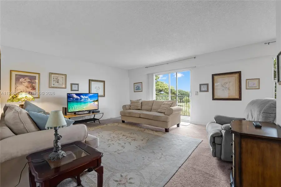 551 SW 135th Ave #410B, Pembroke Pines, FL 33027 - Image #2