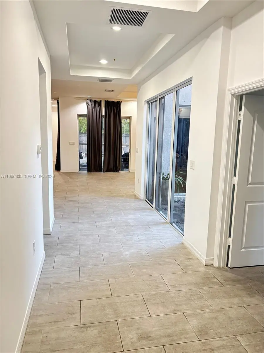15041 SW 177th Ter, Miami, FL 33187 - Image #2