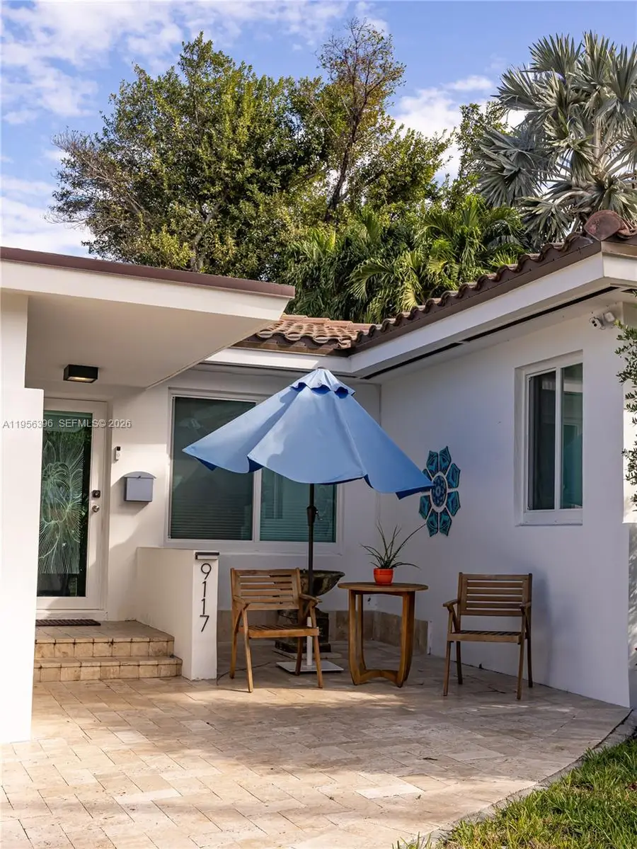 9117 Carlyle Ave, Surfside, FL 33154 - Image #2