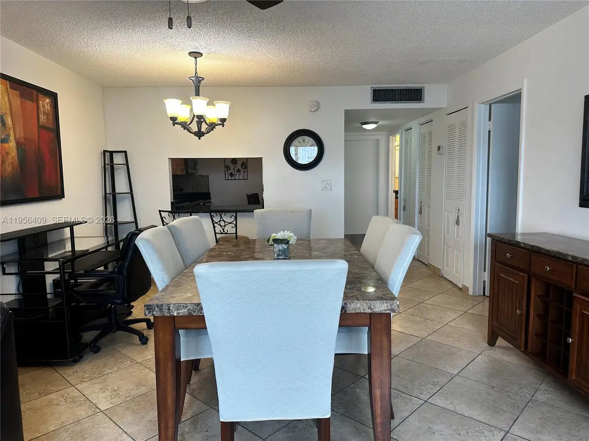 410 SE 2nd St #308, Hallandale Beach, FL 33009 - Image #1
