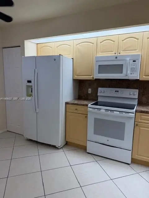 13100 SW 11th Ct #103C, Pembroke Pines, FL 33027 - Image #3