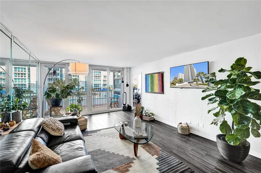 1370 S Ocean Blvd #407, Pompano Beach, FL 33062 - #3