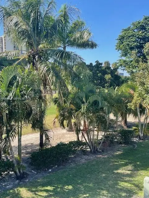 20408 NE 34th Ct #21, Aventura, FL 33180 - Image #3