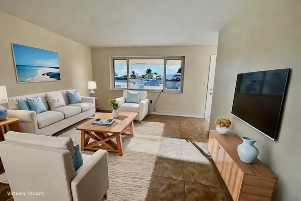 1201 NW 78th Ave, Pembroke Pines, FL 33024