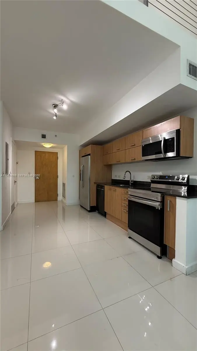 350 S Miami Ave #304, Miami, FL 33130 - #1