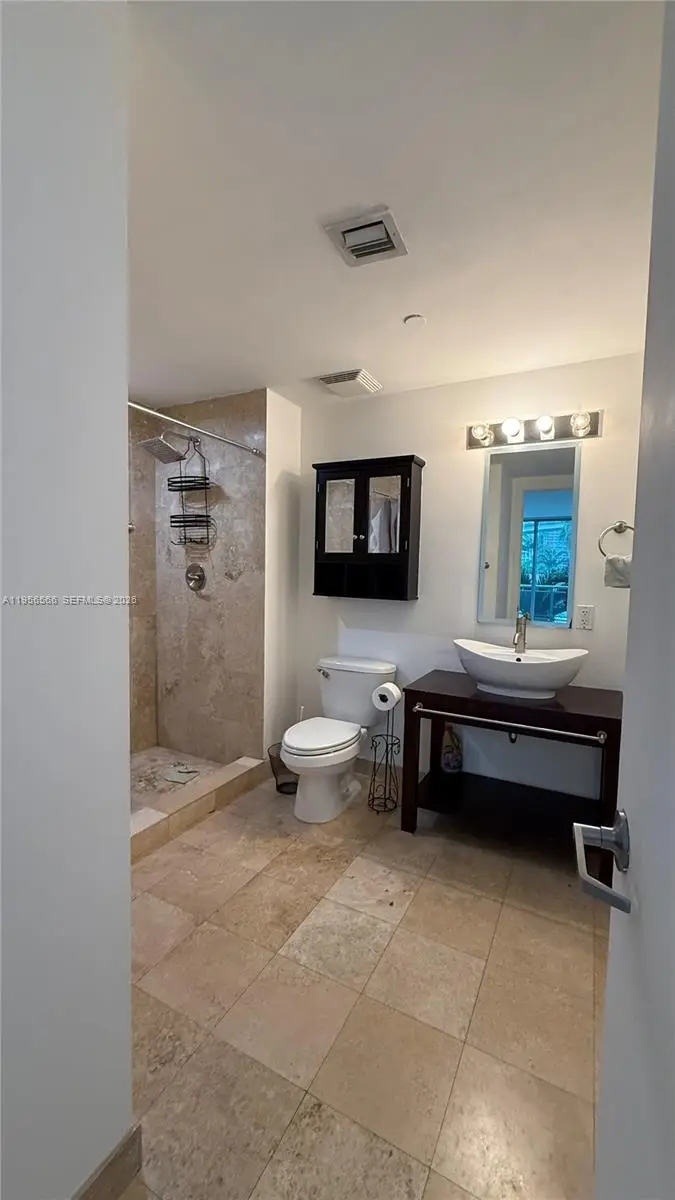 350 S Miami Ave #304, Miami, FL 33130 - #3