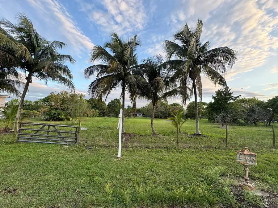 20870 SW 236th St, Homestead, FL 33031 - Image #2