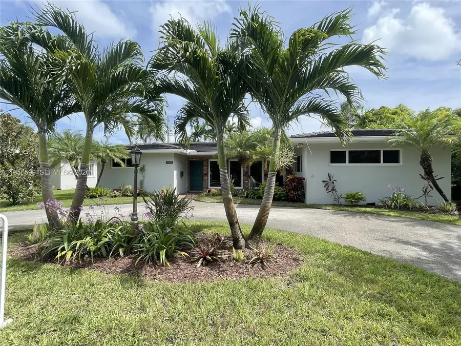 1110 Redbird Ave, Miami Springs, FL 33166 - #3