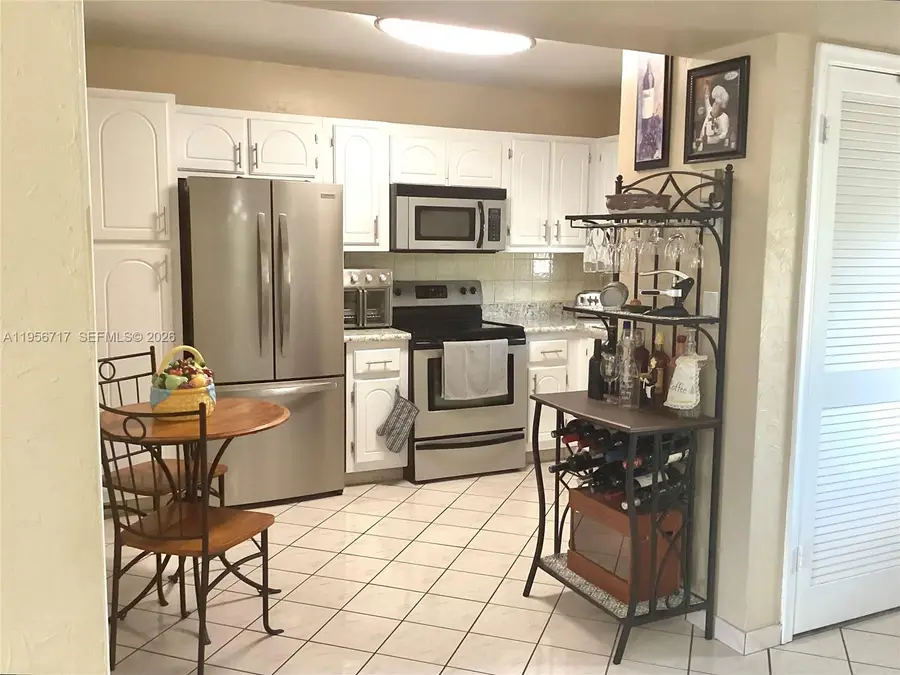 361 S Hollybrook Dr #305, Pembroke Pines, FL 33025 - #2