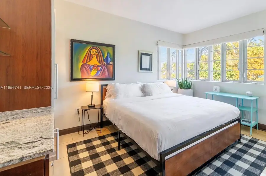 1036 Ocean Dr #B201, Miami Beach, FL 33139 - #2