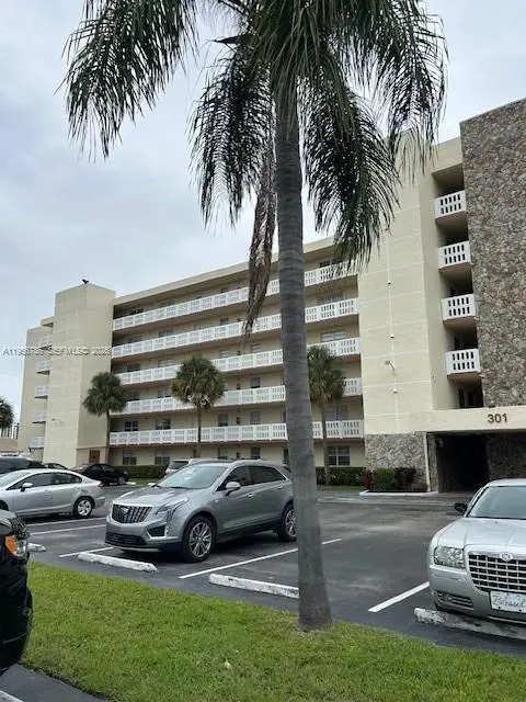 301 SE 3rd St #601, Dania Beach, FL 33004 - Image #2