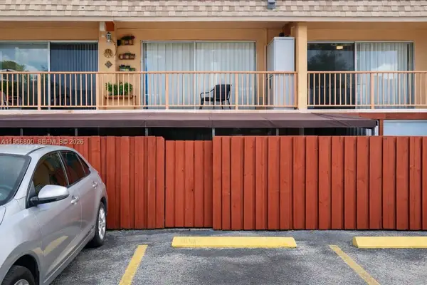 850 SW 129th Pl #103, Miami, FL 33184