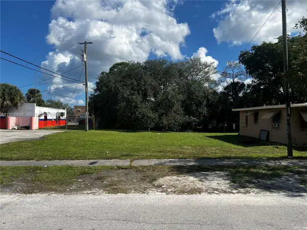 536 NW 16th Ave, Fort Lauderdale, FL 33311