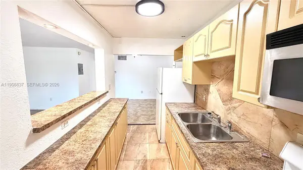 20311 NE 2nd Ave #27, Miami, FL 33179