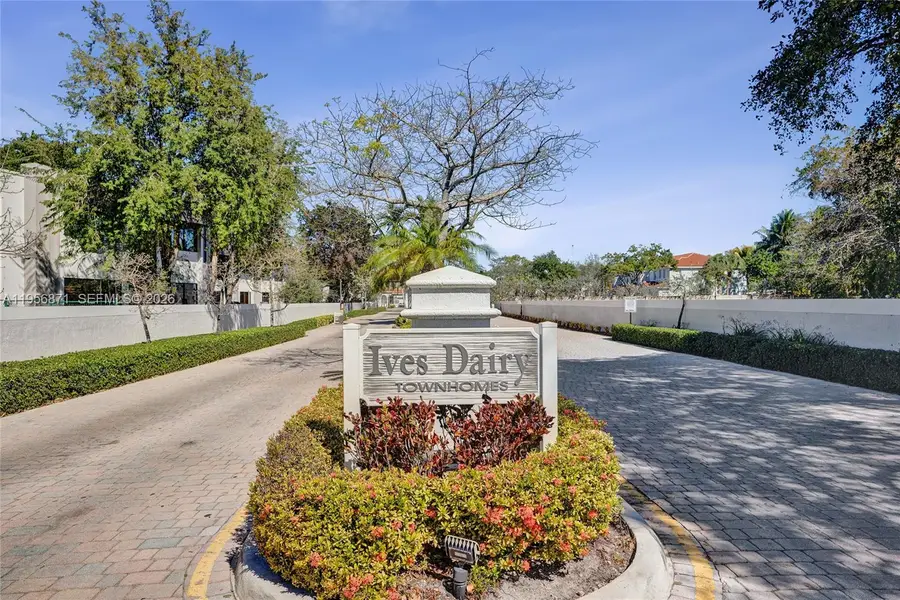 1042 NE 207th Ter, Miami, FL 33179 - #2