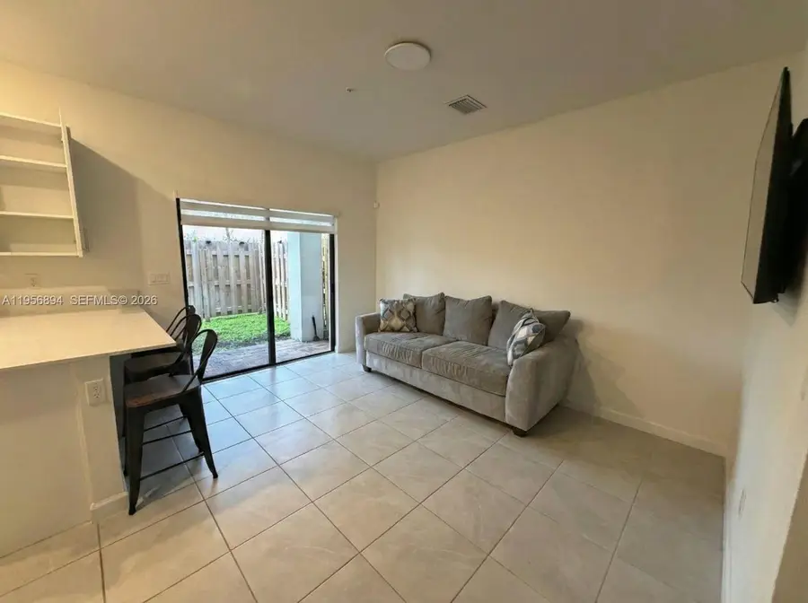 15955 SW 2nd St, Pembroke Pines, FL 33027 - Image #2