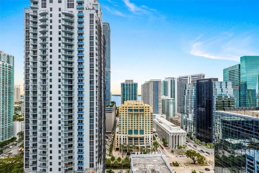 1080 Brickell Ave #2708, Miami, FL 33131 - Image #3