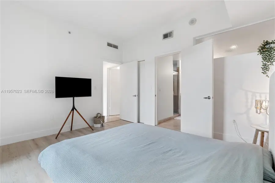 350 NE 24th St #406, Miami, FL 33137 - Image #3
