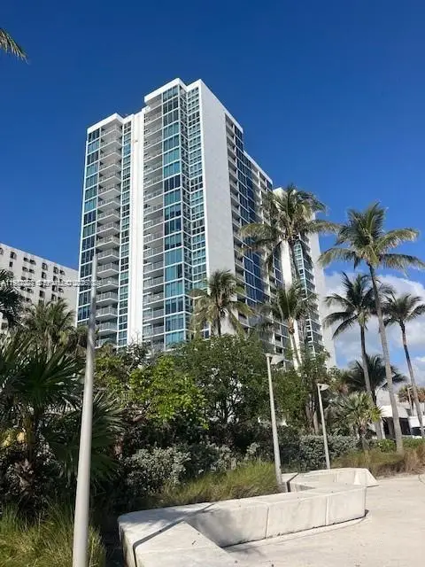 2655 Collins Ave #1106, Miami Beach, FL 33140 - Image #1