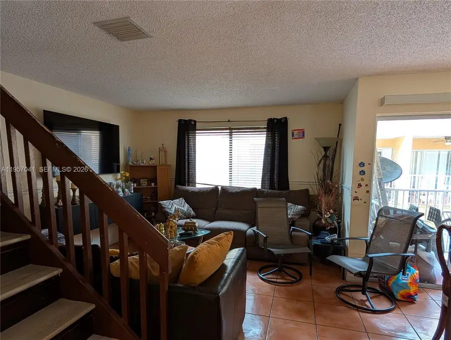 6205 Kendale Lakes Cir #289, Miami, FL 33183 - Image #3