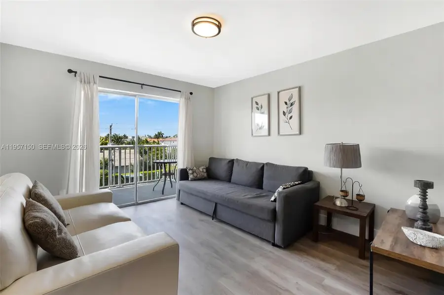 3527 NE 168th St #409, North Miami Beach, FL 33160 - Image #3