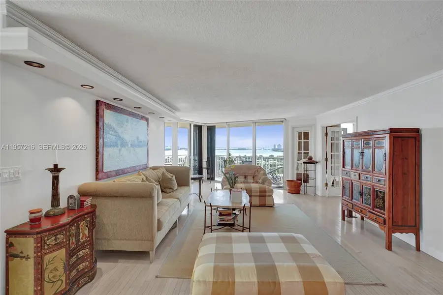 1000 Quayside Ter #1402, Miami, FL 33138 - Image #3