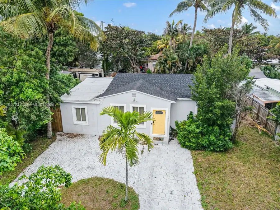 491 NW 108th Ter, Miami, FL 33168 - Image #3