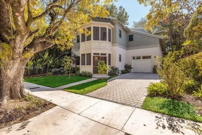 2330 Overbrook St, Coconut Grove, FL 33133 - #2