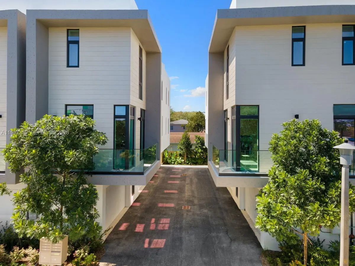 2501 SW 27 St #2, Miami, FL 33133 - Image #1