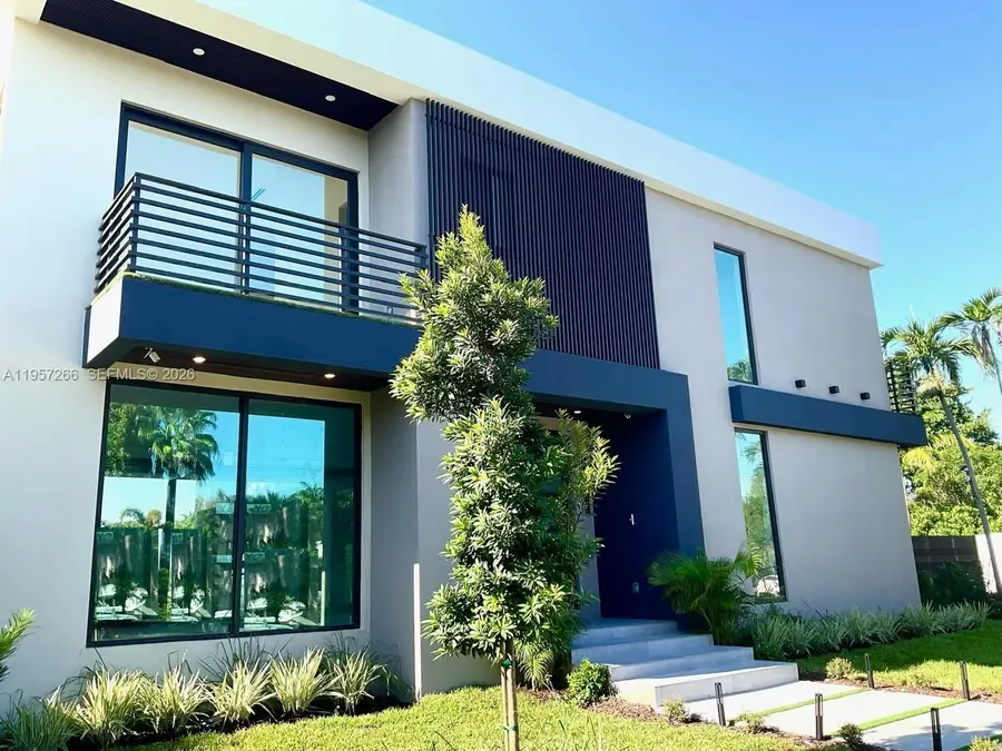 1700 NE 18th St, Fort Lauderdale, FL 33305 - #2