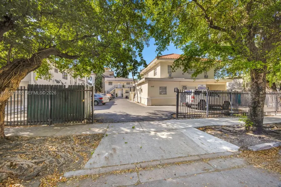 1362 SW 2nd St, Miami, FL 33135 - #2