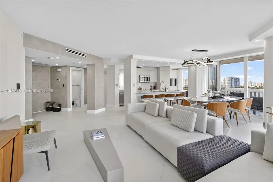 1000 W Island Blvd #1009, Aventura, FL 33160 - Image #3