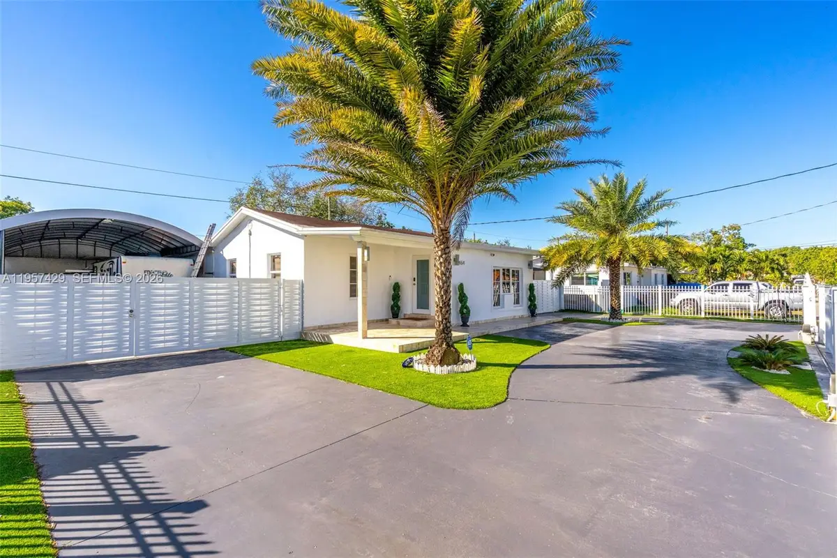 2464 NW 104th St, Miami, FL 33147 - Image #1