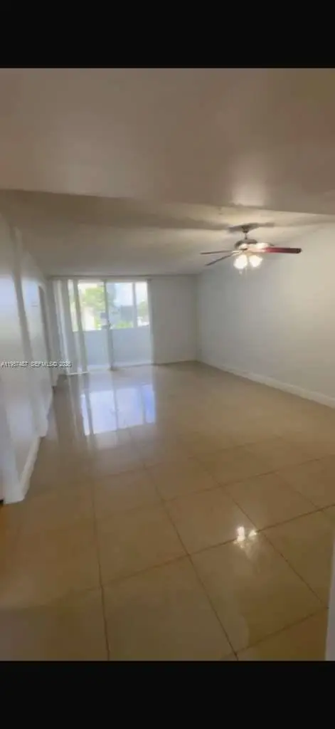 10000 NW 80th Ct #2261, Hialeah Gardens, FL 33016 - Image #1