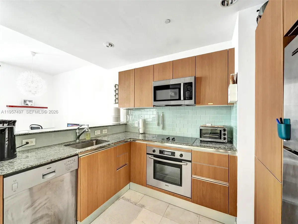 1050 Brickell Ave #2722, Miami, FL 33131 - #1