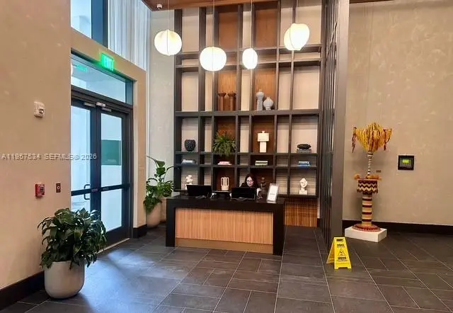 11 NE 6th St #902, Miami, FL 33132 - Image #3