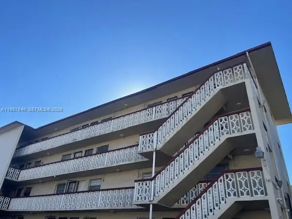 1220 SW 5th St #21, Miami, FL 33135